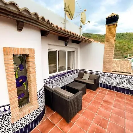 Palmera, Sleeping 6, Sea View, Villa