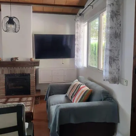 Palmera, Sleeping 6, Sea View, Villa Arenas (Malaga)