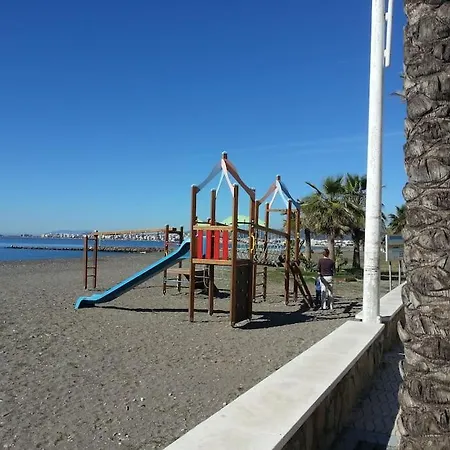 Villa Palmera, Sleeping 6, Sea View, Arenas (Malaga)